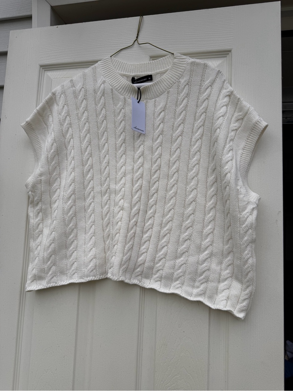 Olivaceous White Cable Knit Sleeveless Sweater Vest